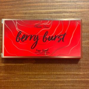 Violet Voss Berry Burst fun sized eyeshadow palette